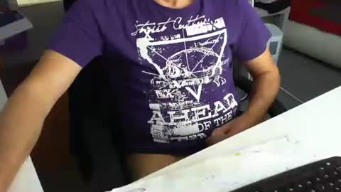 Tom online show from November 8, 10:40 am