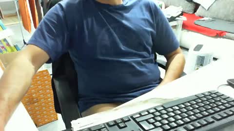 Tom online show from October 4, 5:11 pm