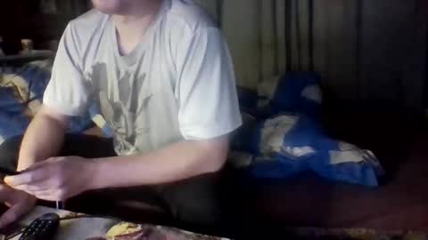 tomzns1234 online show from January 19, 4:39 pm
