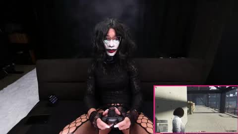 Toni Gonza online show from June 7, 9:53 pm