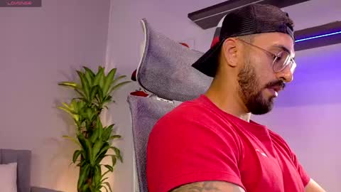 tony muscle1 online show from May 27, 7:55 pm
