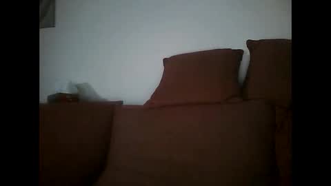 tonystrawberry online show from February 3, 10:03 pm