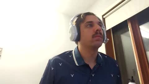 tonytto online show from February 11, 1:31 am