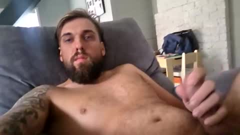 tonytto online show from October 22, 2:30 pm