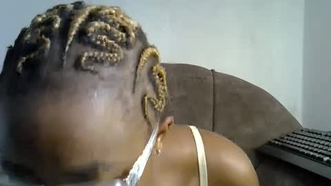 too_cutesy online show from December 11, 5:43 am