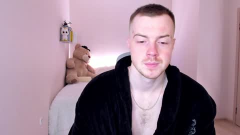 Snapshot of toohornyserj chatting on January 25, 9:46 pm toohornyserj online show from January 25, 9:46 pm