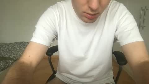 Max online show from October 25, 1:00 pm