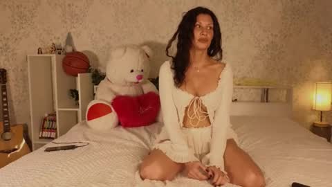 Alice and Sandra online show from November 19, 10:03 am