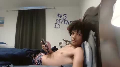 Snapshot of totxxx335 chatting on September 15, 11:28 pm totxxx335 online show from September 15, 11:28 pm