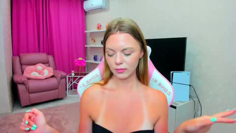 Touch The Heart online show from February 3, 3:26 am