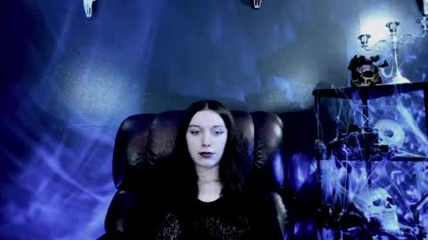 toxicdomme online show from May 6, 6:36 pm