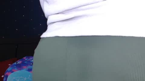 Lilly Miss Mistress Goddess Maam Queen Boss online show from January 12, 8:32 am