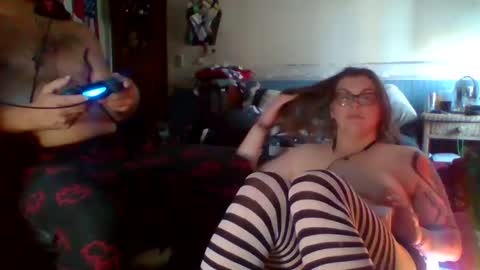 Toxiclove1311 online show from December 15, 9:42 pm