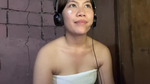 toxicteasee online show from April 2, 2:02 pm