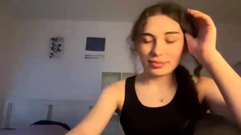 Alex3 online show from August 6, 5:44 pm
