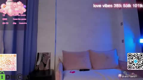 Snapshot of tracy_tay1or chatting on September 28, 8:45 am Tracy GMT2 Mon 3 AM - 4 PM Tue 3 AM - 4 PM Wed 3 AM - 4 PM Thur 3 AM - 4 PM Fri 3 AM - 4 PM online show from September 28, 8:45 am