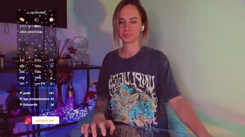 Hey my name is Kiri Kiri online show from January 17, 11:51 pm