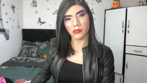 alana fox online show from July 24, 4:42 am