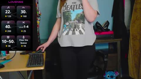 TreeJeanne online show from December 16, 8:37 pm