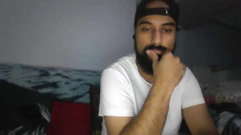 Snapshot of treygillz chatting on January 2, 7:01 am TRY GLL online show from January 2, 7:01 am