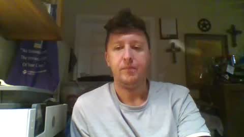 trillnonymau5 online show from February 24, 1:35 am