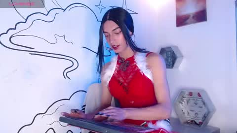 trinity_knox online show from December 19, 3:18 pm