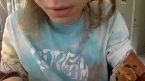 Snapshot of trippybb222 chatting on September 27, 4:16 pm trippybb222 online show from September 27, 4:16 pm