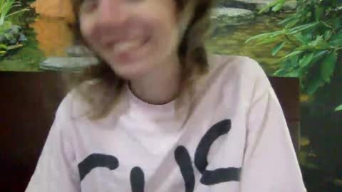 Snapshot of trippybb222 chatting on September 13, 9:06 pm trippybb222 online show from September 13, 9:06 pm