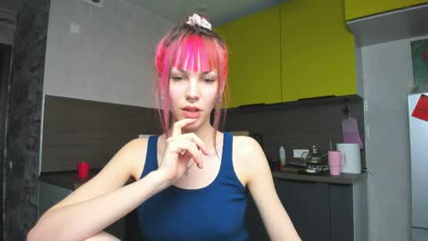 trippy online show from April 2, 4:47 pm