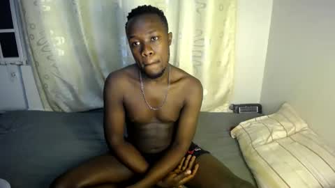 Trisboo5 online show from February 7, 7:17 pm