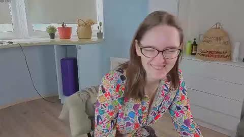 Viola online show from July 7, 4:03 am