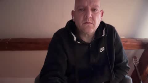 Snapshot of tritonspace chatting on October 19, 1:38 pm Triton online show from October 19, 1:38 pm