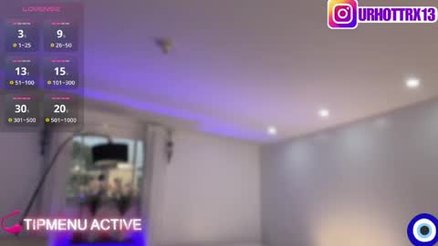 trixieemerald online show from April 19, 11:18 pm