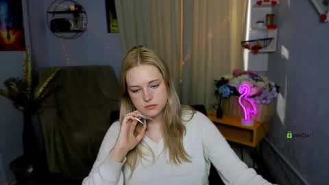 Trixy online show from March 14, 1:15 pm