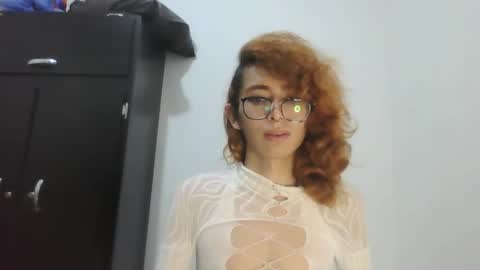 Trixy Rose online show from December 18, 10:13 pm