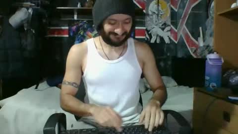 Snapshot of trizquelmen chatting on February 28, 12:31 pm Andrew online show from February 28, 12:31 pm