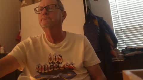 Troffer online show from September 18, 10:14 pm