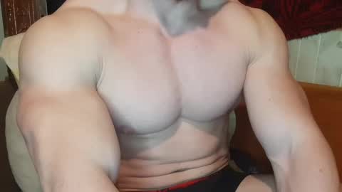 Snapshot of troncq chatting on February 17, 6:06 pm Troncq online show from February 17, 6:06 pm