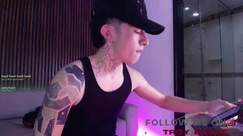 Troy online show from November 13, 7:38 pm