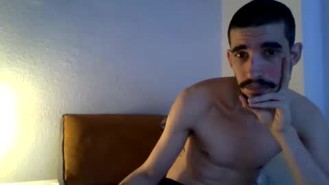 Snapshot of trueblove chatting on November 1, 2:27 pm trueblove online show from November 1, 2:27 pm