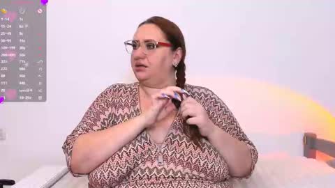 Snapshot of truly_goddess chatting on September 11, 7:09 am Adelle online show from September 11, 7:09 am