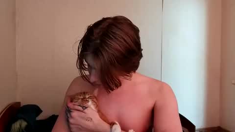 Emilum online show from February 20, 7:23 am