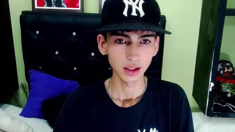 ttimy online show from March 3, 10:20 pm