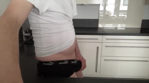 ttutzi390 online show from May 19, 12:01 pm
