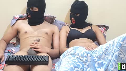 Snapshot of tvycas7 chatting on December 4, 5:05 pm A  M On vacation till 28th online show from December 4, 5:05 pm