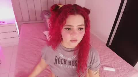 Twiggy online show from June 17, 3:00 am