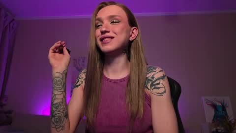 Maria 3 online show from April 4, 5:53 pm