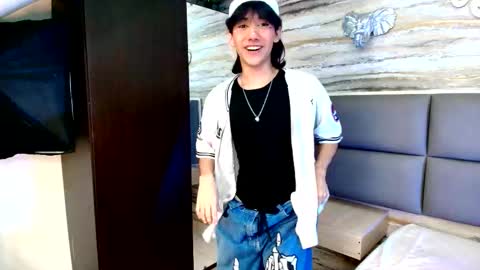 twinslovers_ online show from November 11, 5:09 am