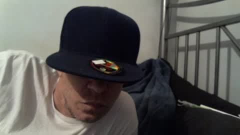 twistedvanilla online show from November 26, 10:34 am