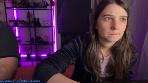 Snapshot of two_0f_us chatting on December 9, 6:35 pm Two of us online show from December 9, 6:35 pm